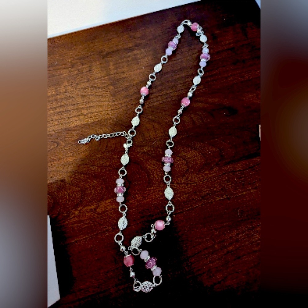 Premier Designs pink swirl necklace